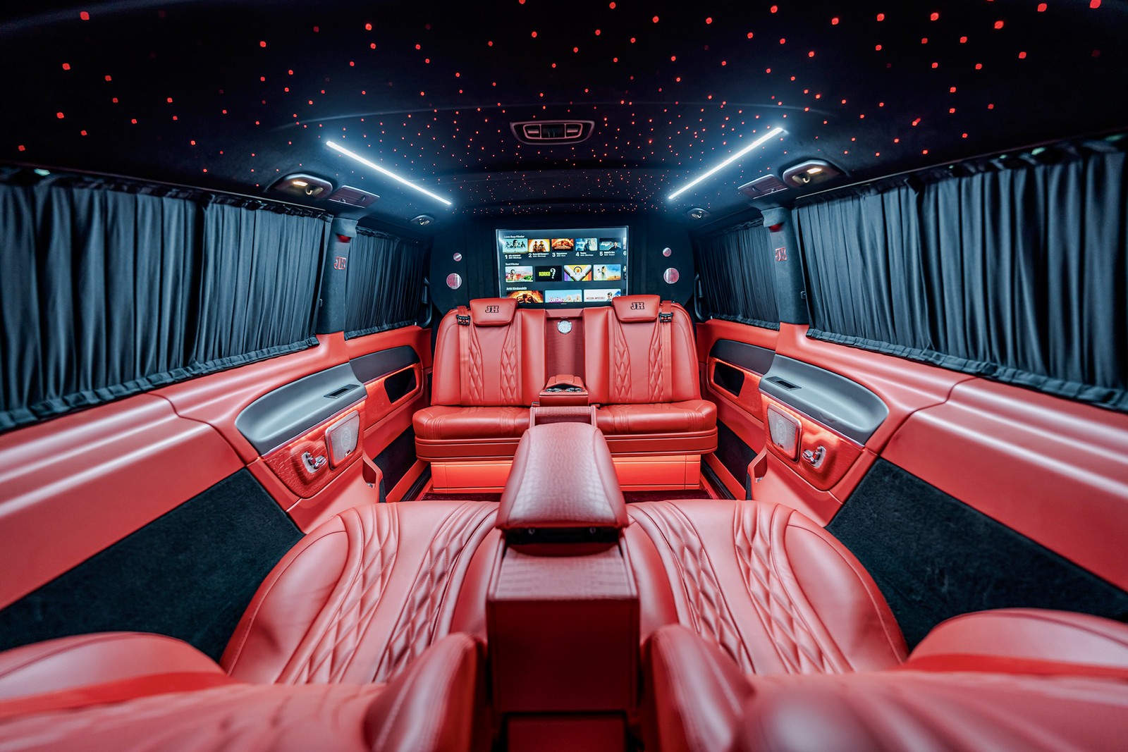 Intimate — BYJH Mercedes V-CLASS interior